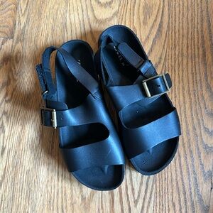 NWOT Zara Sandles / 34G